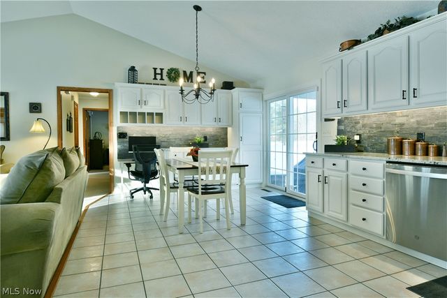 6120 Ridge Road, Cortland, OH 44410