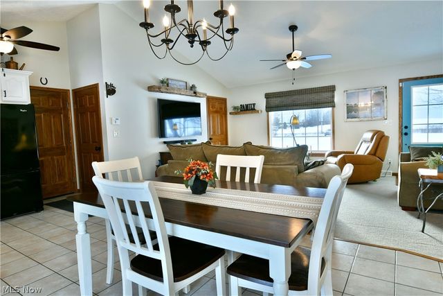 6120 Ridge Road, Cortland, OH 44410