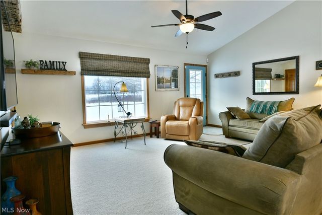 6120 Ridge Road, Cortland, OH 44410