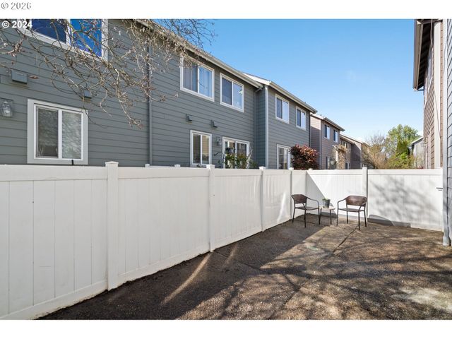 9228 Sw CASCARA Ln, Tualatin, OR 97062