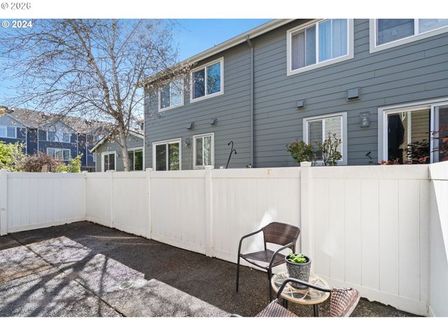 9228 Sw CASCARA Ln, Tualatin, OR 97062