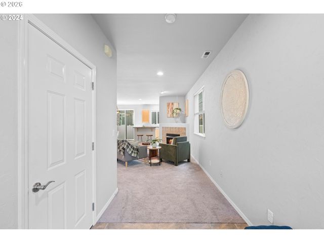 9228 Sw CASCARA Ln, Tualatin, OR 97062