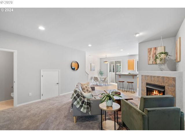 9228 Sw CASCARA Ln, Tualatin, OR 97062