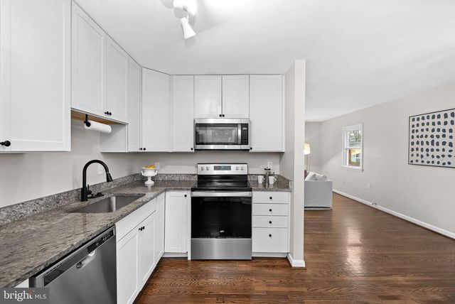 647 BATTLE AVE, Winchester, VA 22601