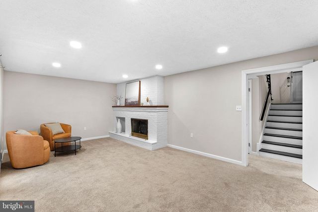 647 BATTLE AVE, Winchester, VA 22601