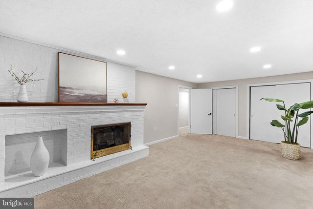 647 BATTLE AVE, Winchester, VA 22601