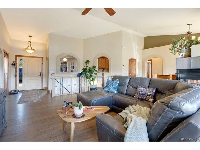 126 Star View Cir, Monument, CO 80133