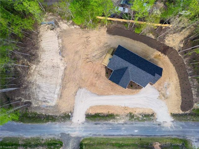 140 Calvin Street, High Point, NC 27262