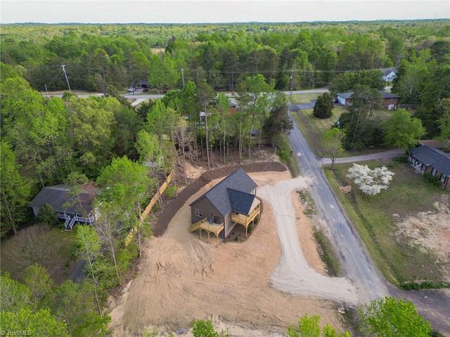 140 Calvin Street, High Point, NC 27262