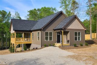 140 Calvin Street, High Point, NC 27262