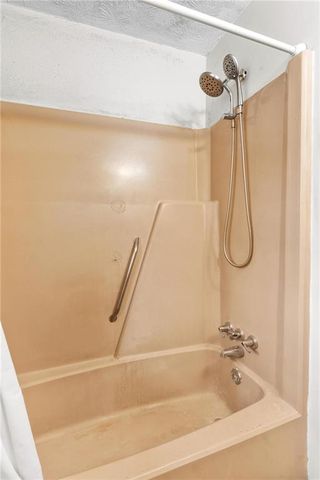 5890 Avenue Of Redwoods, Atlanta, GA 30349