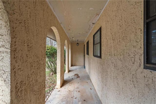 5890 Avenue Of Redwoods, Atlanta, GA 30349