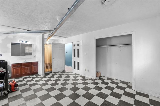 5890 Avenue Of Redwoods, Atlanta, GA 30349