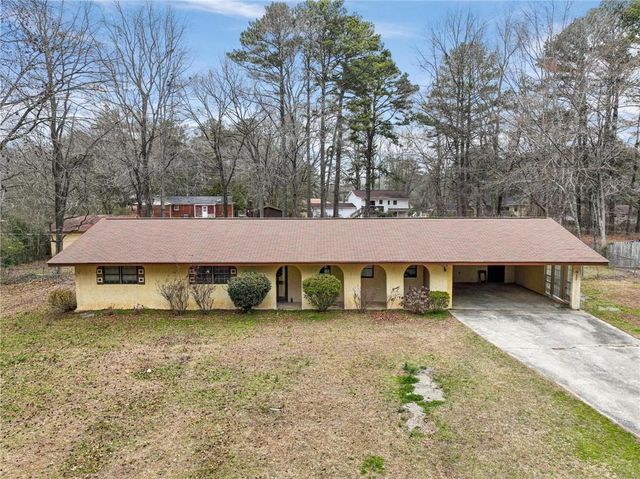 5890 Avenue Of Redwoods, Atlanta, GA 30349