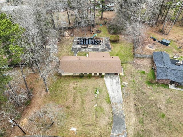 5890 Avenue Of Redwoods, Atlanta, GA 30349