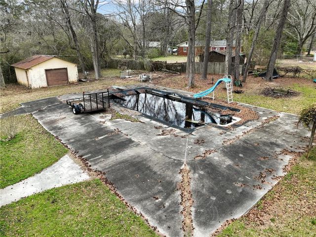 5890 Avenue Of Redwoods, Atlanta, GA 30349