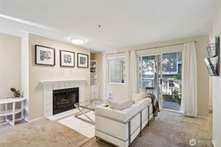 949 Aberdeen Avenue NE #C208, Renton, WA 98056