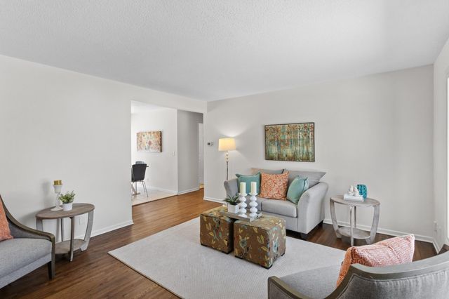 8237 Pillsbury Avenue S, Bloomington, MN 55420