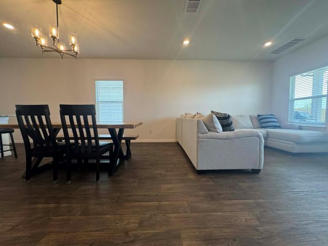 154 Arroyo Sweetwood CIR, Kyle, TX 78640