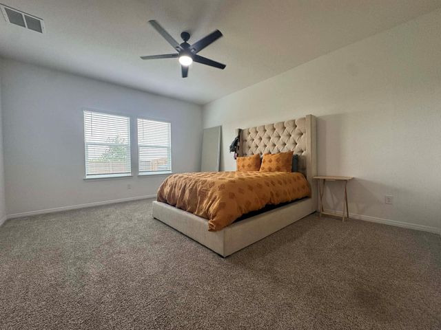 154 Arroyo Sweetwood CIR, Kyle, TX 78640