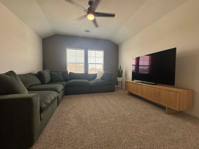 154 Arroyo Sweetwood CIR, Kyle, TX 78640