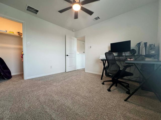 154 Arroyo Sweetwood CIR, Kyle, TX 78640