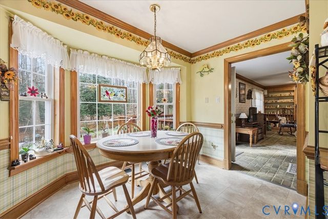 14110 Howlett Line Dr, Colonial Heights, VA 23834