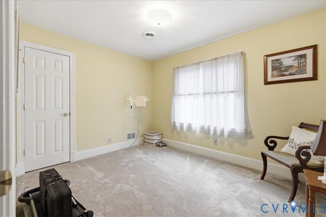 14110 Howlett Line Dr, Colonial Heights, VA 23834