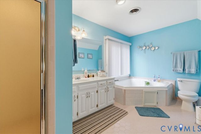 14110 Howlett Line Dr, Colonial Heights, VA 23834