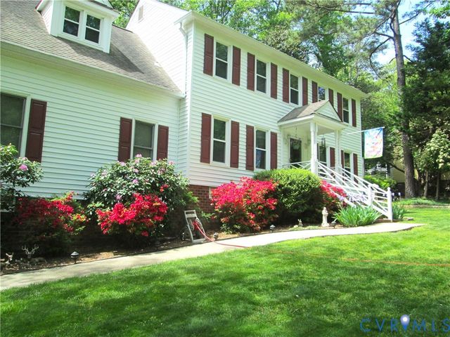 14110 Howlett Line Dr, Colonial Heights, VA 23834