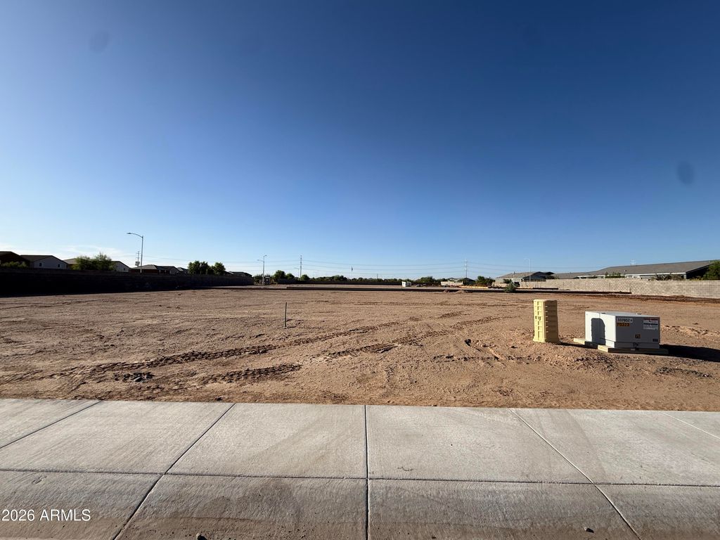 9642 W GABY Road, Tolleson, AZ 85353 — photo 2