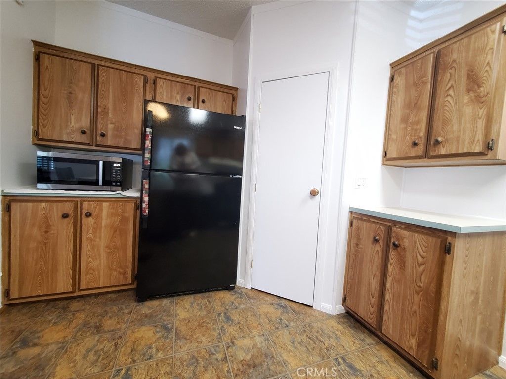 Image 9 of property listing at 29021 Bouquet Canyon Road 213, Saugus, CA 91350