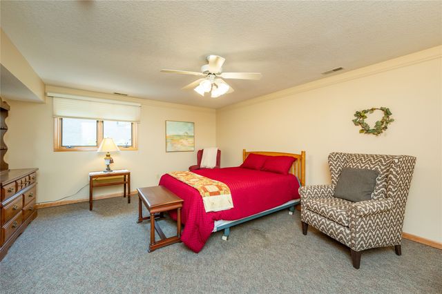 3219 SW 39th Street, Des Moines, IA 50321