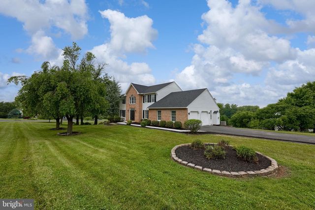 122 BEACON HILL RD, Temple, PA 19560