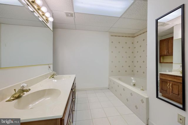 122 BEACON HILL RD, Temple, PA 19560