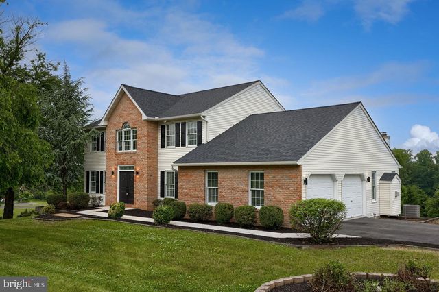 122 BEACON HILL RD, Temple, PA 19560