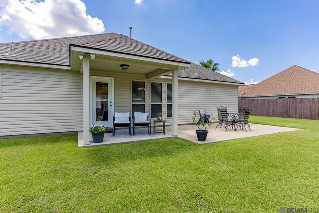 14130 Pecan Ridge Dr, Gonzales, LA 70737
