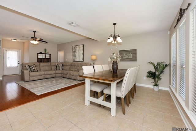 14130 Pecan Ridge Dr, Gonzales, LA 70737
