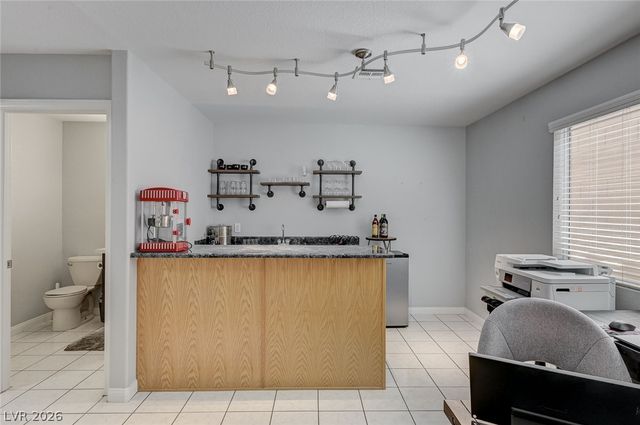 9920 Barrier Reef Drive, Las Vegas, NV 89117