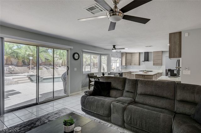 9920 Barrier Reef Drive, Las Vegas, NV 89117