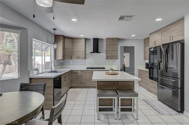 9920 Barrier Reef Drive, Las Vegas, NV 89117