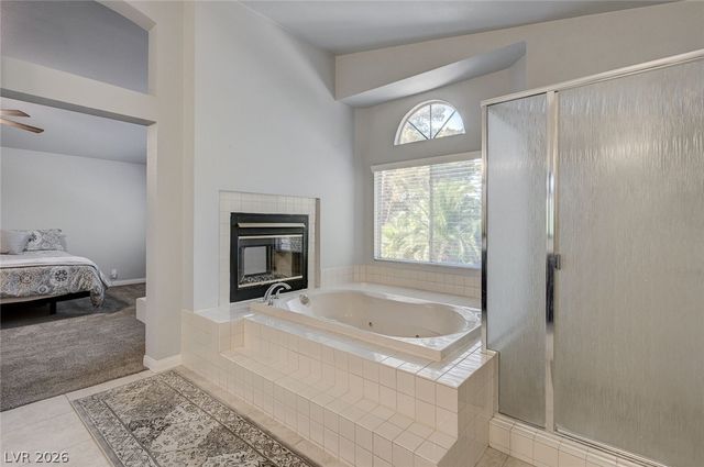 9920 Barrier Reef Drive, Las Vegas, NV 89117
