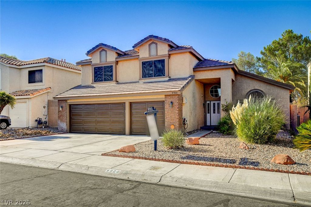 9920 Barrier Reef Drive, Las Vegas, NV 89117