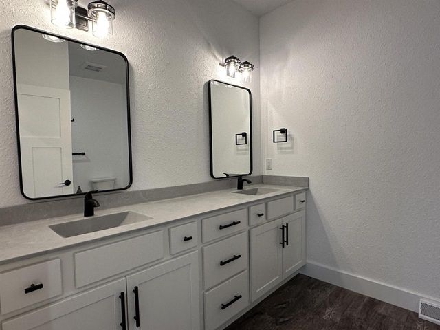 1222 Prairie Avenue, Janesville, WI 53545