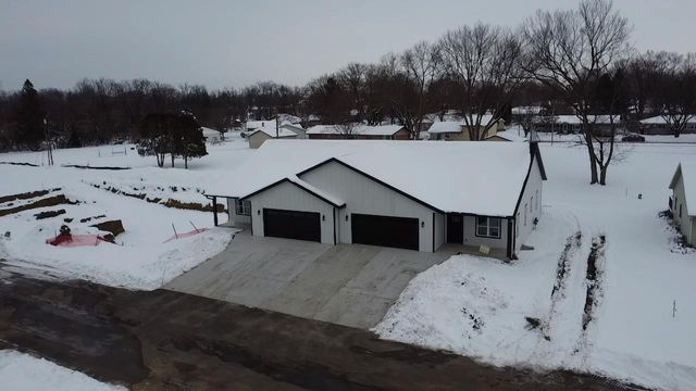 1222 Prairie Avenue, Janesville, WI 53545