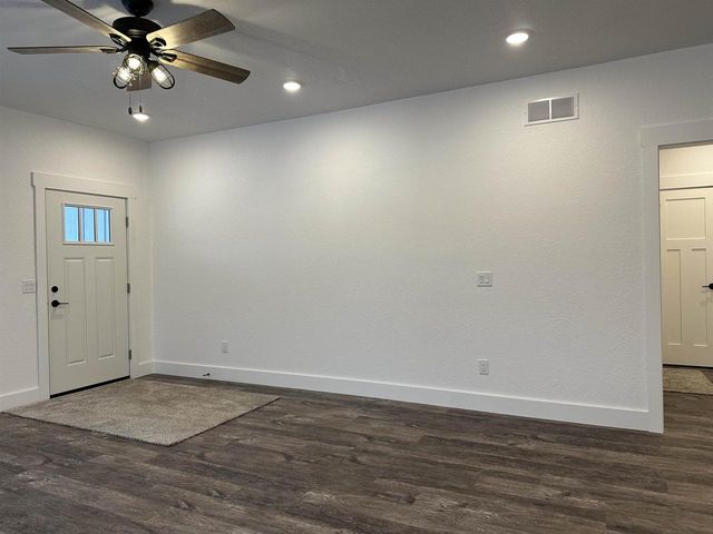 1222 Prairie Avenue, Janesville, WI 53545