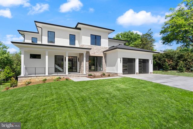 1324 TITANIA LN, Mclean, VA 22102