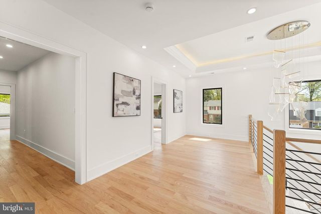 1324 TITANIA LN, Mclean, VA 22102