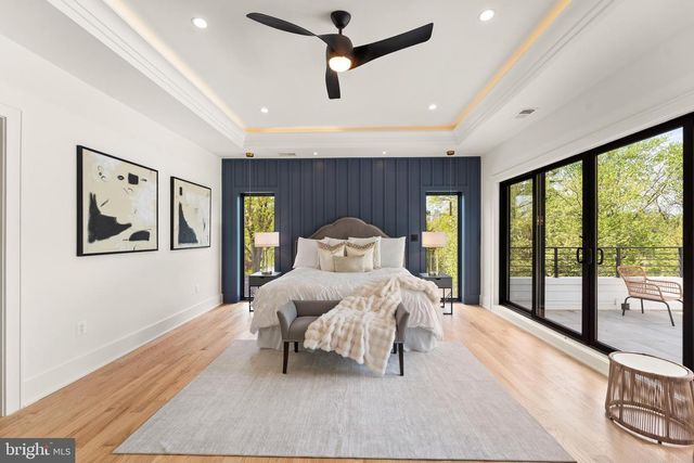 1324 TITANIA LN, Mclean, VA 22102