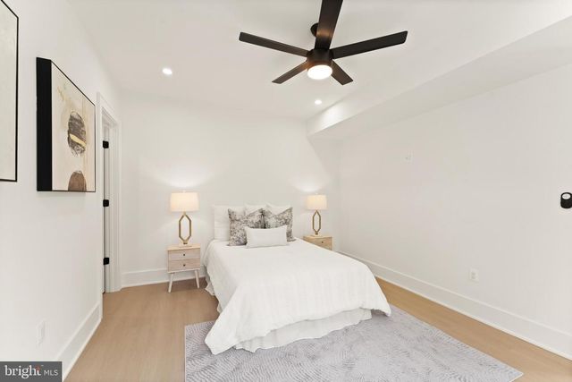 1324 TITANIA LN, Mclean, VA 22102
